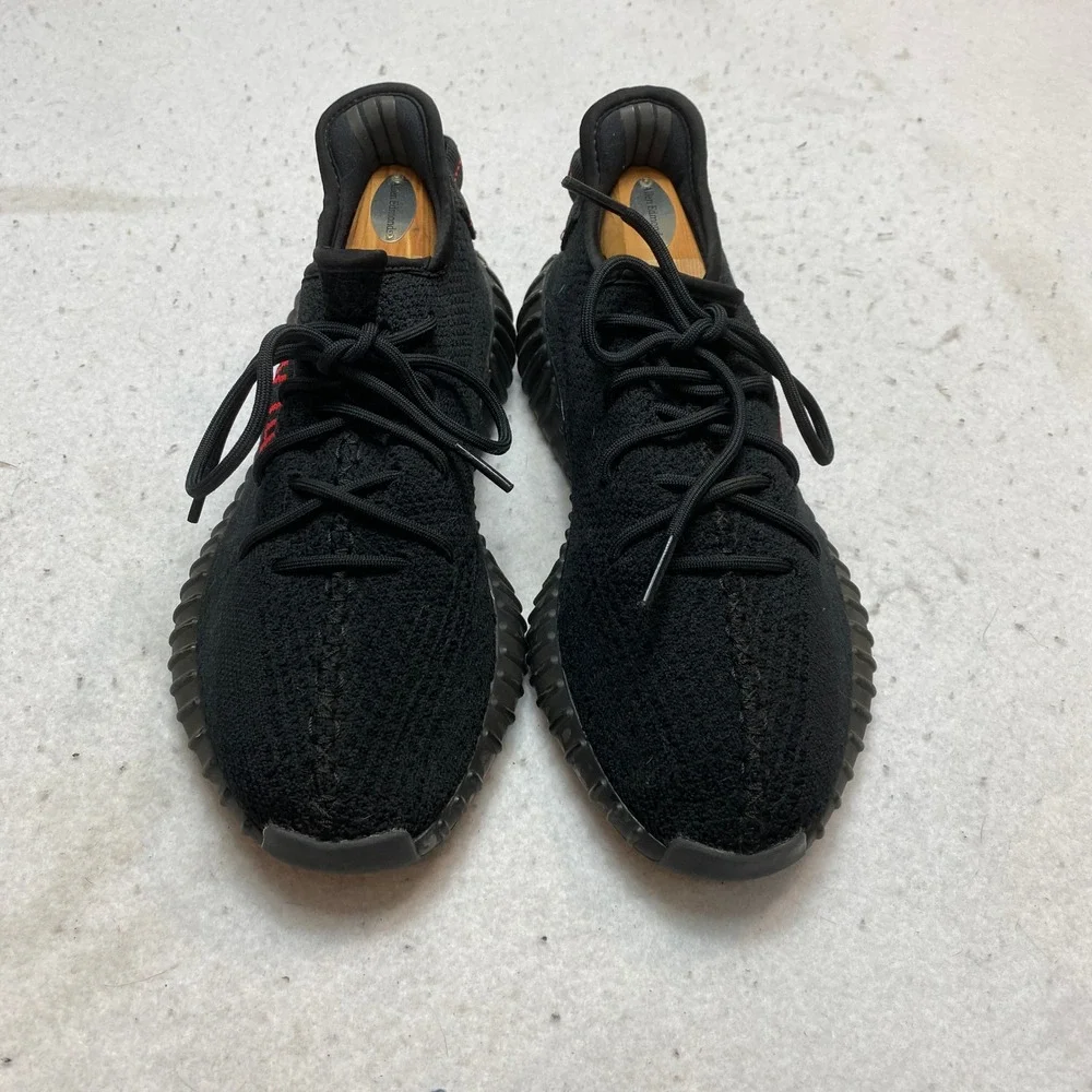 Adidas Sneakers Mens 10 Black Yeezy Boost 350 V2 Bred CP9652